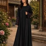 Classic Noir Abaya