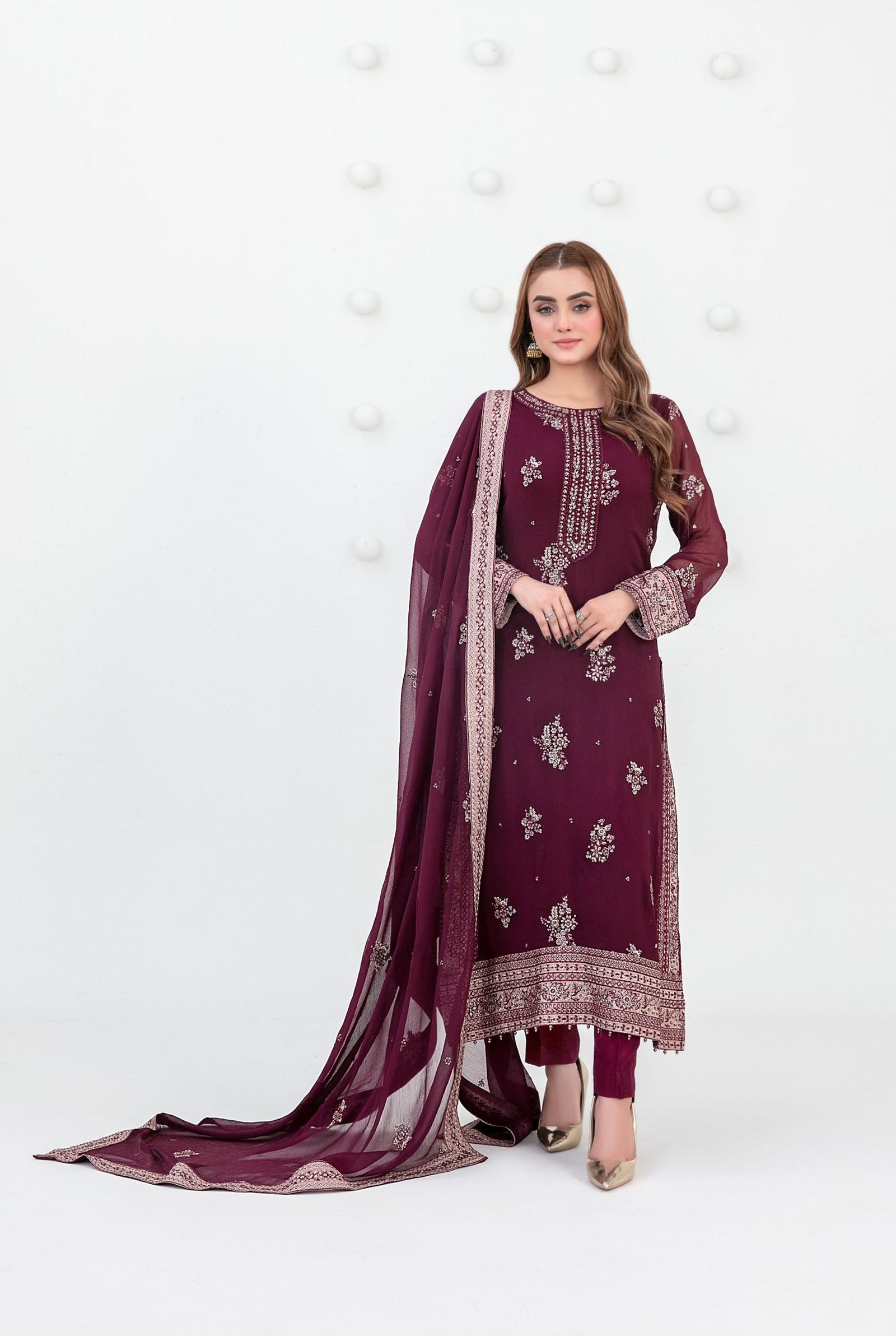 plum-chiffon-embroidered-suit-1 Plum Embroidered 3 Piece Suit with Border Chiffon Dupatta - Image 1